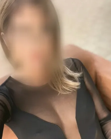 Antonia, 29