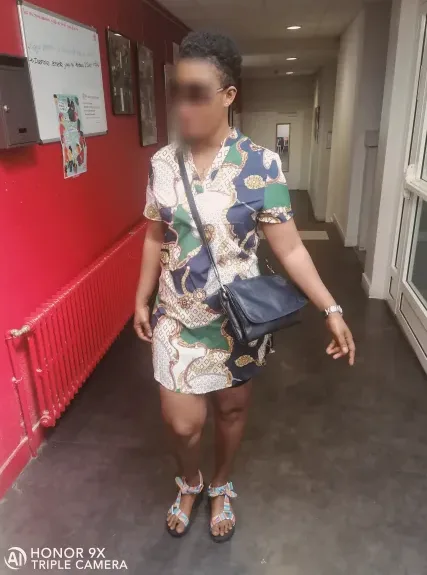 Claudia, 32