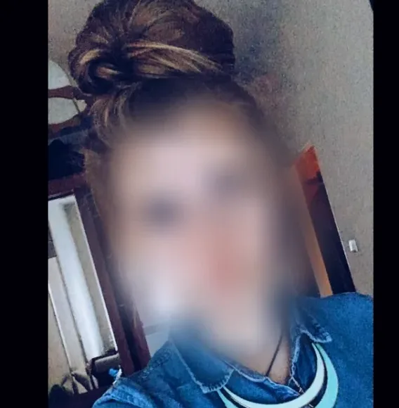 Diana, 34