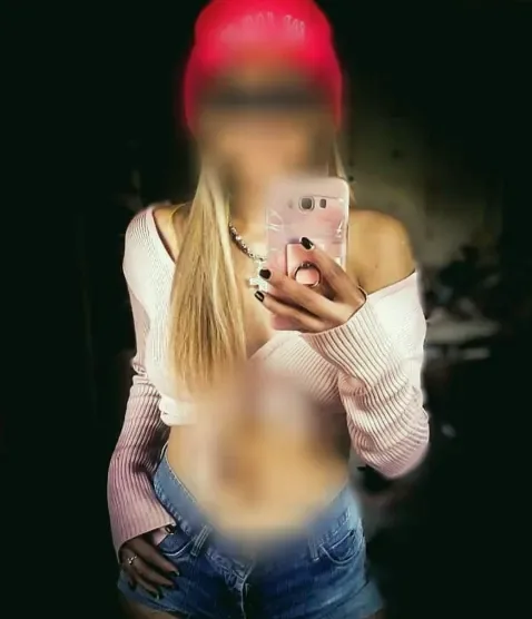 Fabienne, 36
