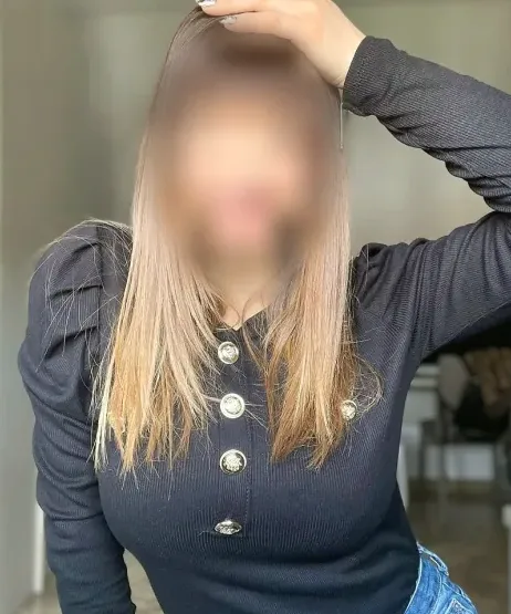 Fiona, 37