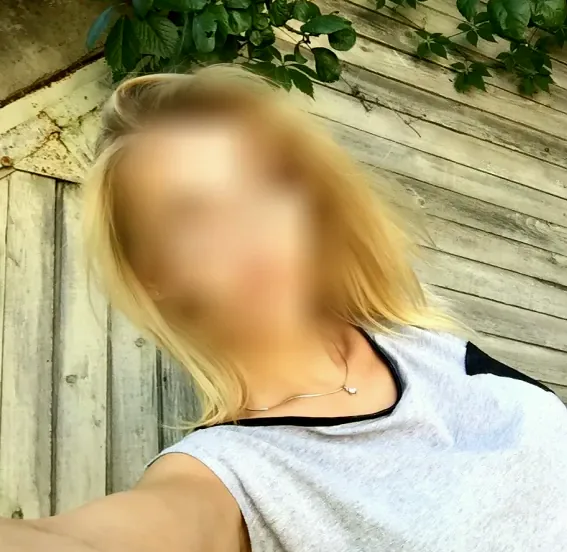 Juliane, 34