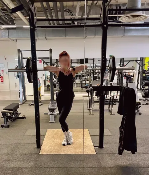 Klara, 37