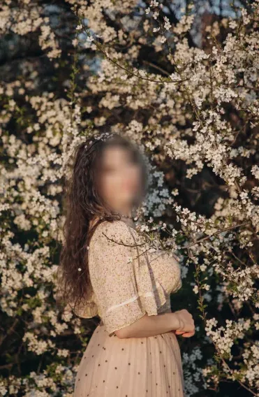 Leyla, 35