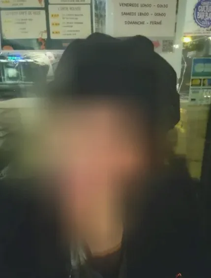 Lilly, 35