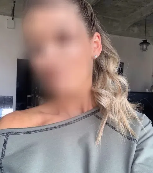 Malin, 21