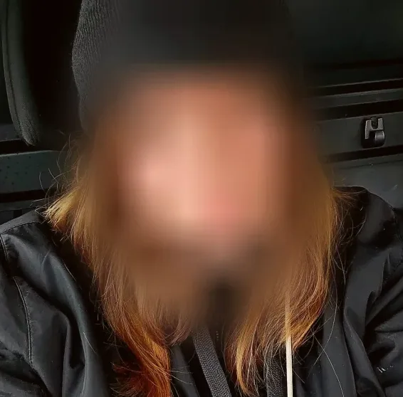 Merle, 28