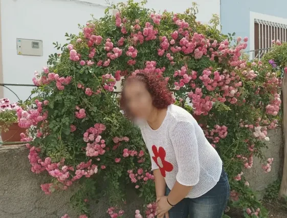 Nele, 35