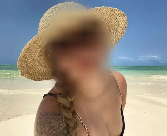 Nisa, 20