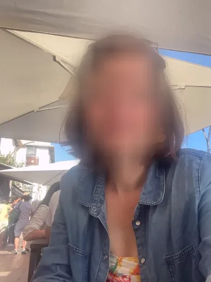 Simone, 34