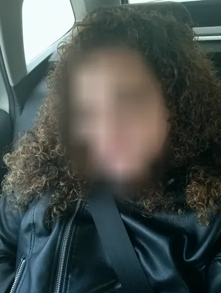Sophie, 35